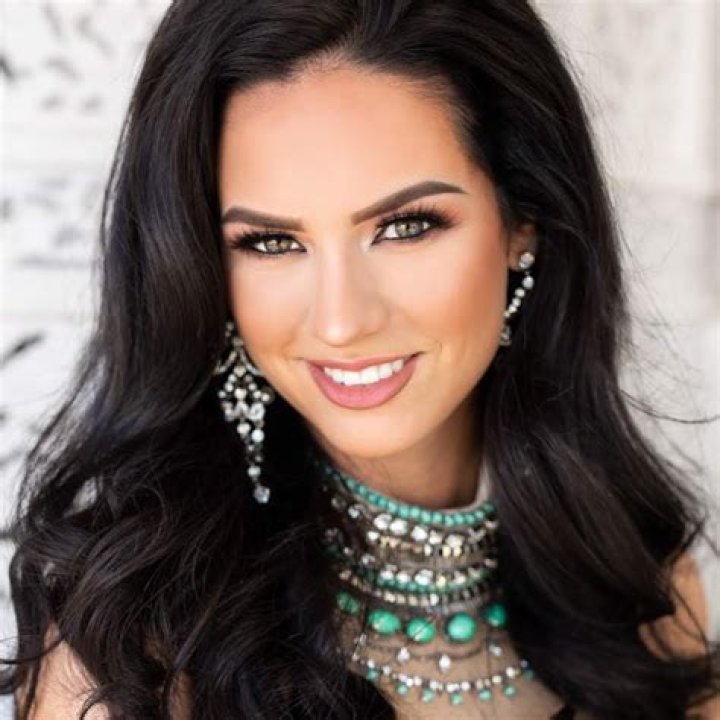 Alexandra Curtis YouTube