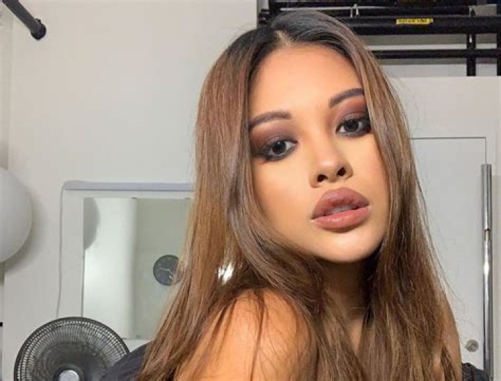 Ammika Harris Has Extra Confidence From Being A Mom See Her Posing In