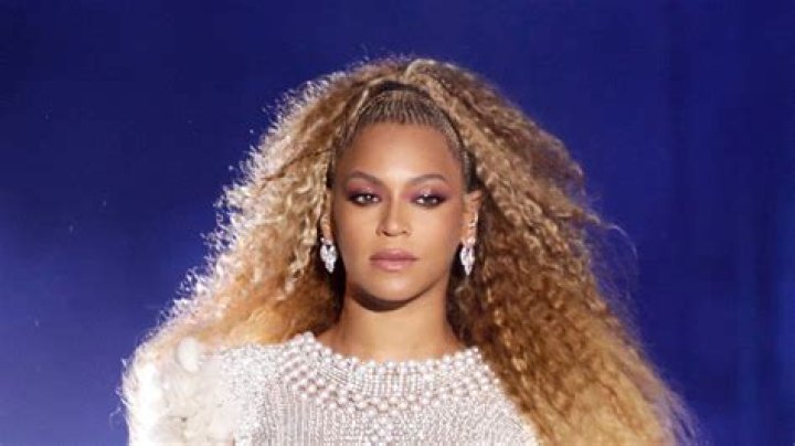 Beyonce author defends allegations that she split up with Jay Z in 2005