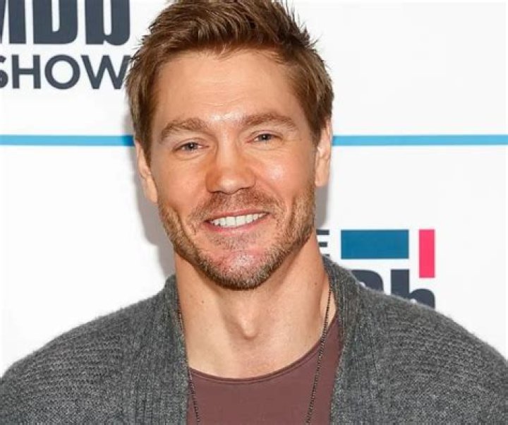 Chad Michael Murray Age, Height, Wife, Net Worth, Children, Family