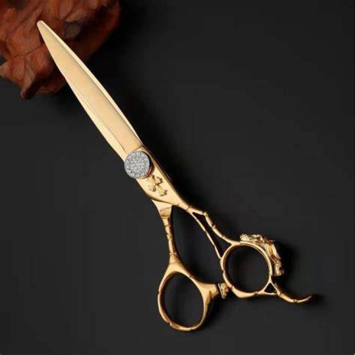 Exclusive Temptress Exclusive Shears