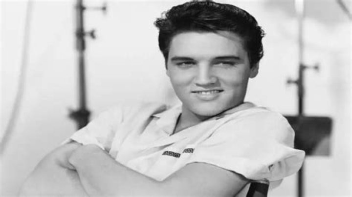 How and When Did Elvis Presley Die?