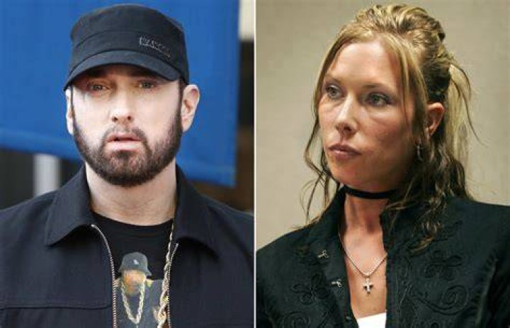 Is Eminem married right now?