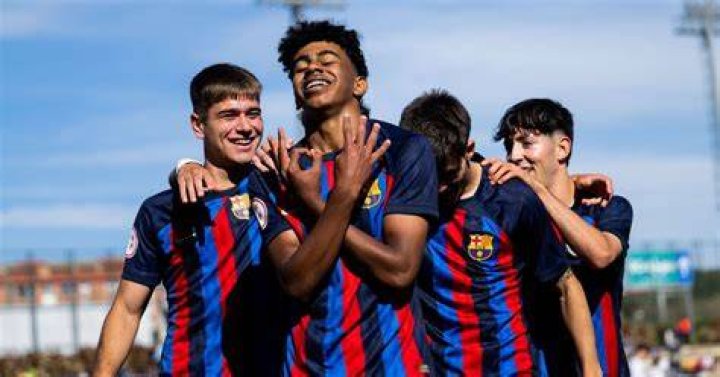 Lamine Yamal shines with double on return to action for Barcelona’s