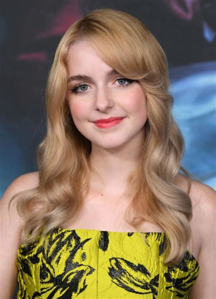Mckenna Grace "Troop Zero" Premiere in LA &bull; CelebMafia