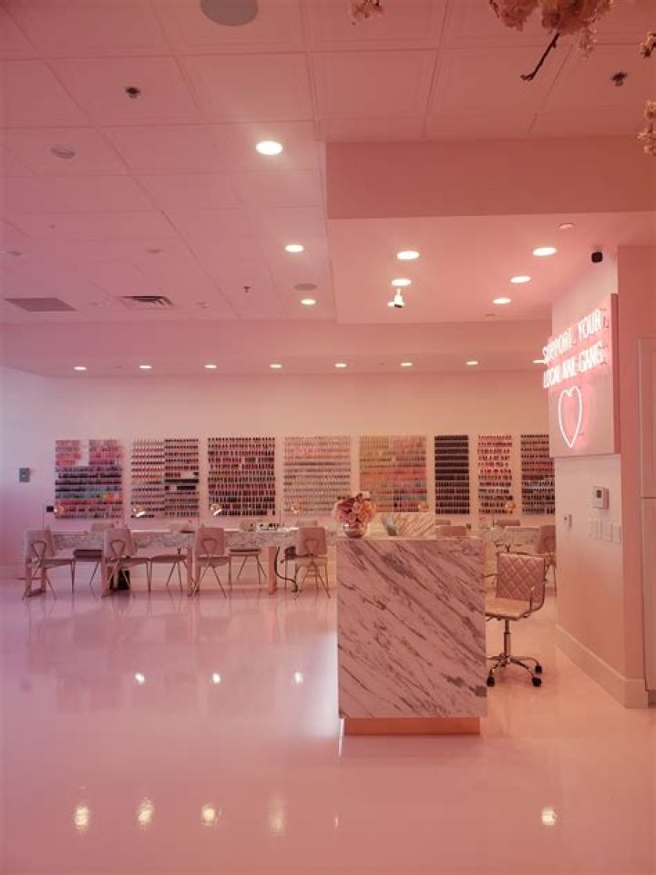 Nail&rsquo;d It London Glendale, CA Salon interior design, Beauty room