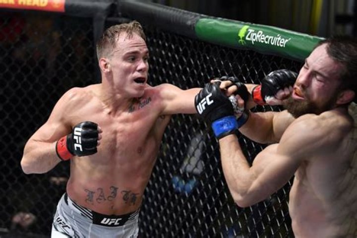 Nate Landwehr vs. Lerone Murphy announced for UFC Columbus MMA Fighting