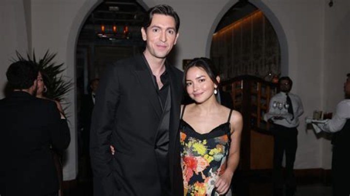 Nicholas Braun Girlfriend