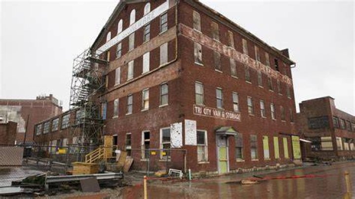Paristown Pointe property to be renovated, add restaurant (PHOTOS