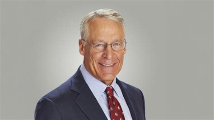 Rob Walton's enormous net worth makes Broncos' 4.5 billion deal seem