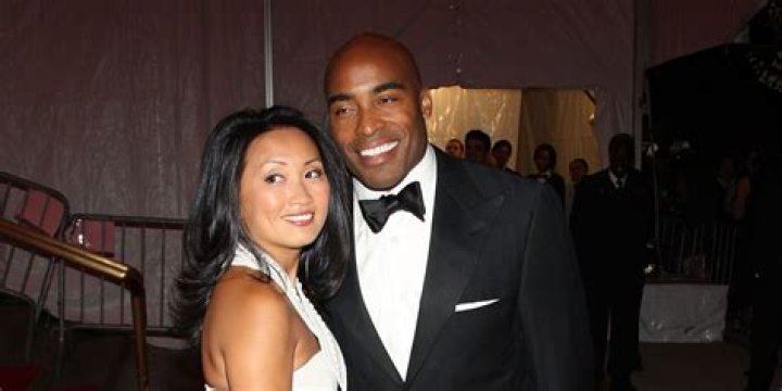What is Tiki Barber's exwife Ginny Cha doing now? Net Worth, Bio